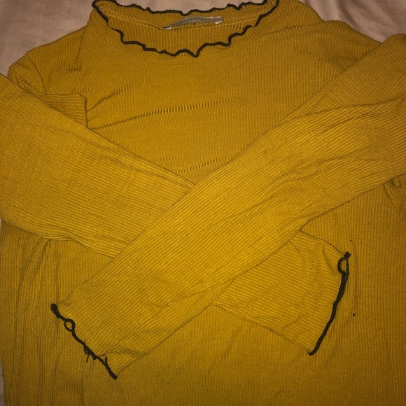 ZARA long sleeve yellow ochre top - Picture 1 of 2